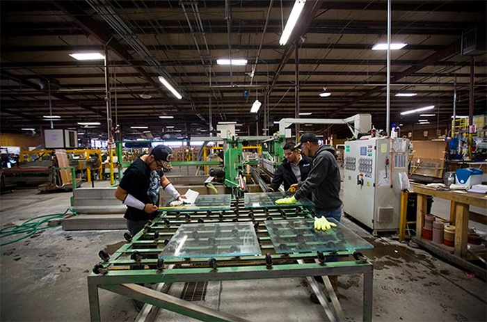 Dillmeier Cutting Glass to Size