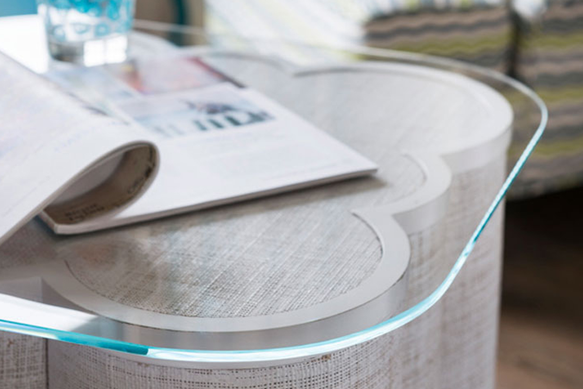 perfectly polish glass edges as coffee table top