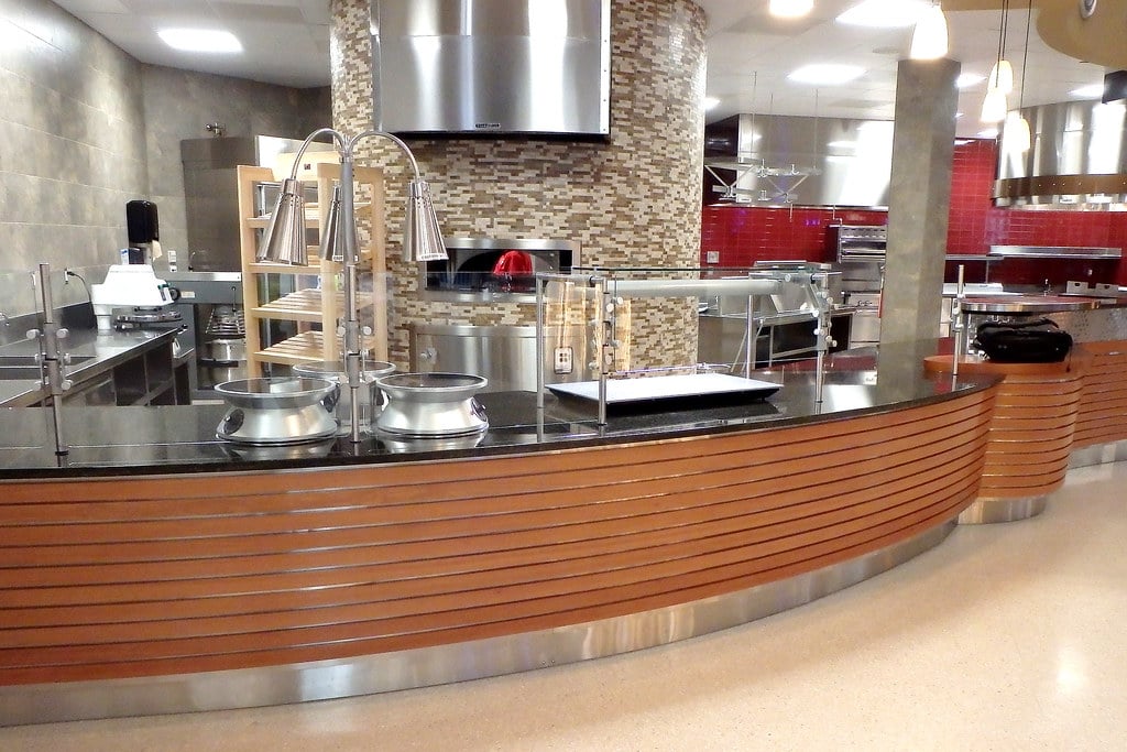 Glass Dividers utilized in restaurant food station